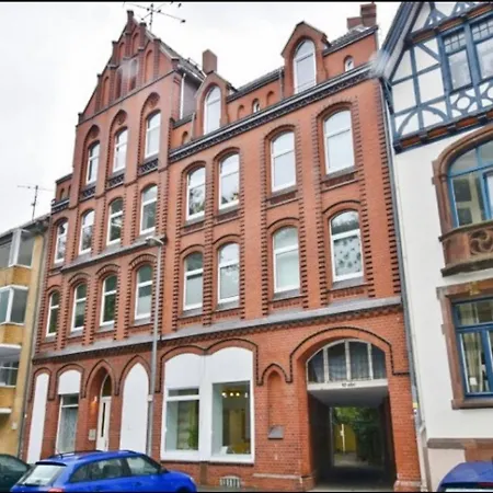 Schoene Fuer 4 Gaeste An Der Eilenriede Mit Kostenlosen Parkplaetzen * הנובר